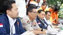 Kabid Humas Polda Metro Jaya Kombes Pol Argo Yuwono memberi keterangan terkait kasus pencurian dengan pemberatan dalam rilis di Polda Metro Jaya, Jakarta, Selasa (23/7/2019). Polisi menyita barang bukti kendaraan roda dua dan senjata airsoft gun. (Liputan6.com/Immanuel Antonius)