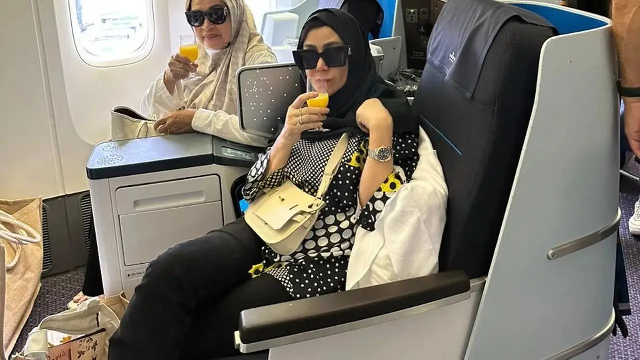Potret Ibunda Jeje Govinda bersama Mama Amy Qanita (Instagram/ faridabudyarti50)