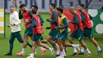 Para pemain Portugal mengikuti sesi latihan di Harsewinkel, pada 30 Juni 2024. (PATRICIA DE MELO MOREIRA/AFP)