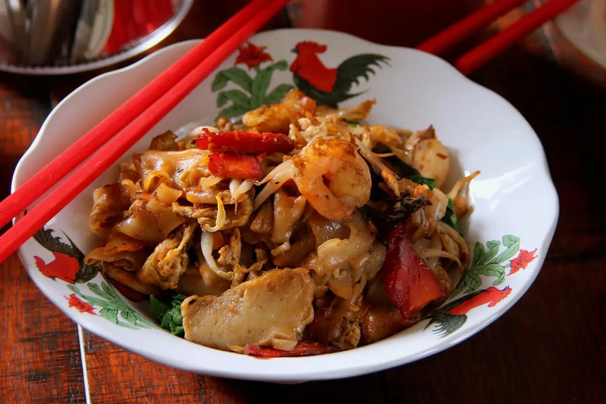 kwetiau pangsit goreng