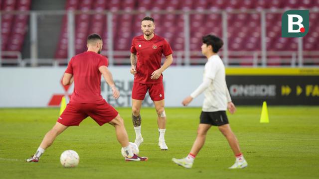 Official Training Timnas Indonesia Jelang Laga Semfinal Piala AFF 2022 Melawan Timnas Vietnam