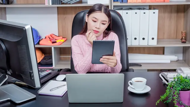 10 Cara Efektif Hilangkan Distraksi Digital agar Tetap Fokus, Produktif, dan Terhindar dari Burnout di Tempat Kerja