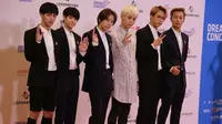 B2ST Senang Bisa Dapat Penghargaan Seoul Music Awards 2015