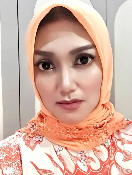 10 Potret Bella Saphira Berhijab (Instagram/bellasaphiraofficial)