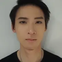 Makeup ternyata tidak hanya dapat mengubah wajah cewek, cowok ini pun jadi ganteng banget setelah di makeup. (Foto: YouTube.com)