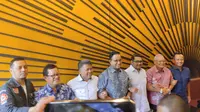 Anies Baswedan makan siang bersama tim kecil Koalisi Perubahan yang terdiri dari NasDem, Demokrat, dan PKS di Jakarta Selatan. (Liputan6.com/Winda Nelfira)