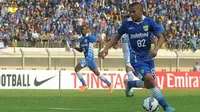 Pemain Persib Bandung Tantan (Herman Zakharia/Liputan6.com)