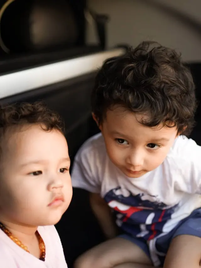 Segera Dikaruniai Adik, Ini 6 Potret Gemas Anak Fandy Christian dan Dahlia Poland