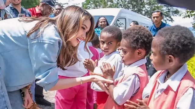 Cinta Laura di Papua (Instagram/claurakiehl)