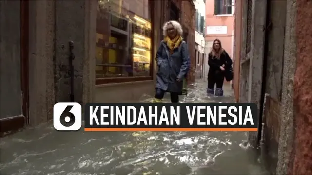 Banjir besar menutupi sebagian kawasan Venesia sejak 14 November 2019. Banjir menyebabkan sejumlah lokasi wisata tidak bisa dinikmati oleh turis yang datang.