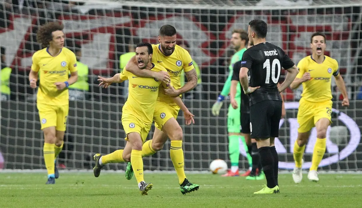 Selebrasi Pedro Rodgriguez usa mencetak gol pada leg 1, semifinal Liga Europa yang berlangsung di Stadion Commerzbank Arena, Frankfurt, Jumat (3/5). Chelsea imbang 1-1 kontra Eintracht Frankfurt. (AFP/Daniel Roland)