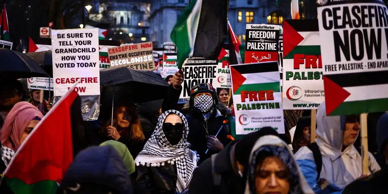 Massa Pro Palestina Desak Majelis Rendah Inggris Serukan Gencatan Senjata