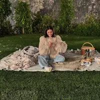 Selena Gomez Dilamar Sang Kekasih Benny Blanco. [@selenagomez]