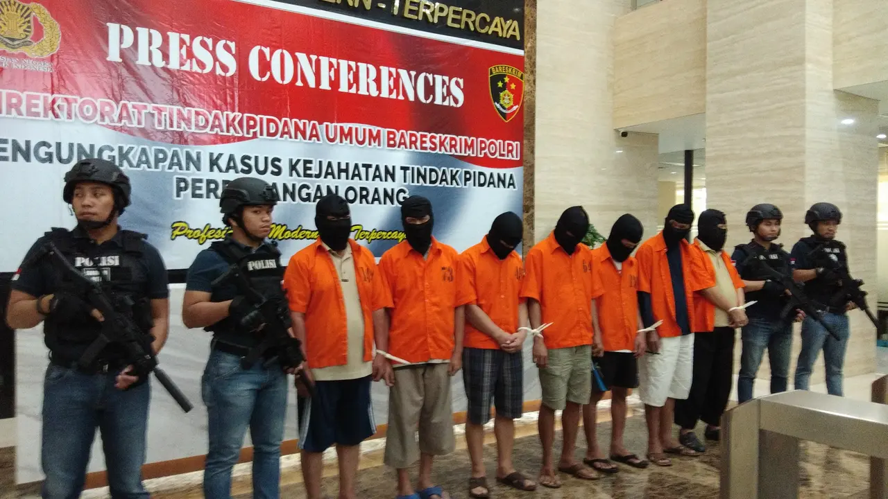 Bareskrim Mabes Polri membongkar perusahaan yang menyalurkan TKI Ilegal, Rabu (9/10/2019)