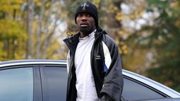 Timnas Prancis akan berlaga melawan Israel pada Kamis (14/11/2024) waktu setempat atau Jumat (15/11/2024) dini hari WIB. Tampak dalam foto, pemain depan timnas Prancis, Marcus Thuram tiba di Clairefontaine-en-Yvelines pada 11 November 2024. (FRANCK FIFE/AFP)