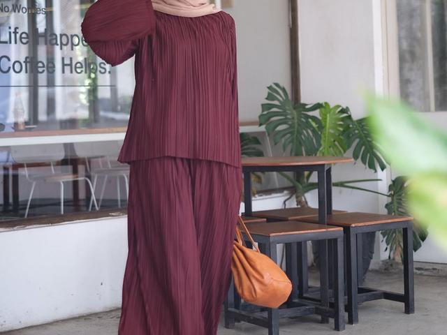 Wabah Virus Corona Zaskia Adya Mecca Dan Hanung Bramantyo Ngungsi