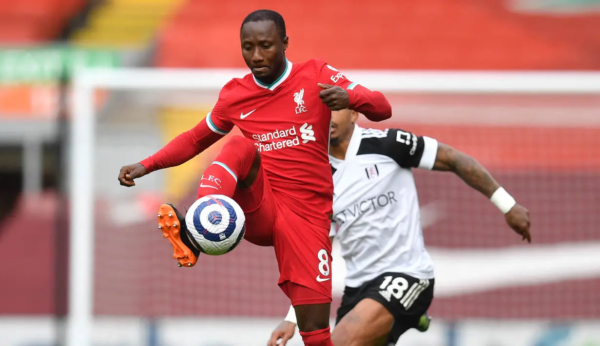 Naby Keita - Tampil mengesankan bersama RB Leipzig membuat Liverpool memboyongnya ke Anfield dengan harga 60 juta euro pada 2018. Namun sayang Keita belum bisa tampil maksimal bersama Liverpool lantaran sering dihanam badai cedera. (AFP/Paul Ellis)