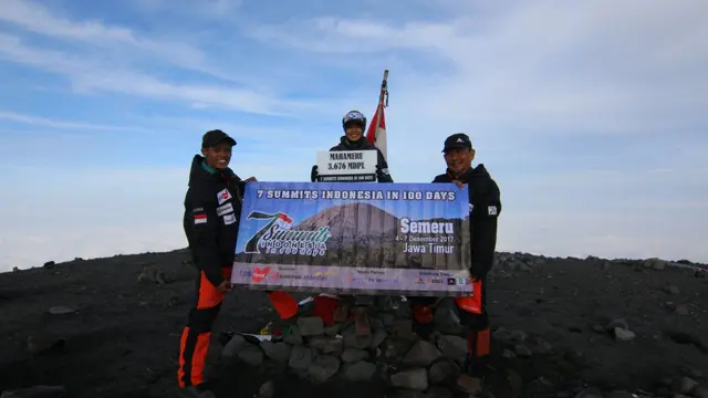 7 Summits Indonesia in 100 Days