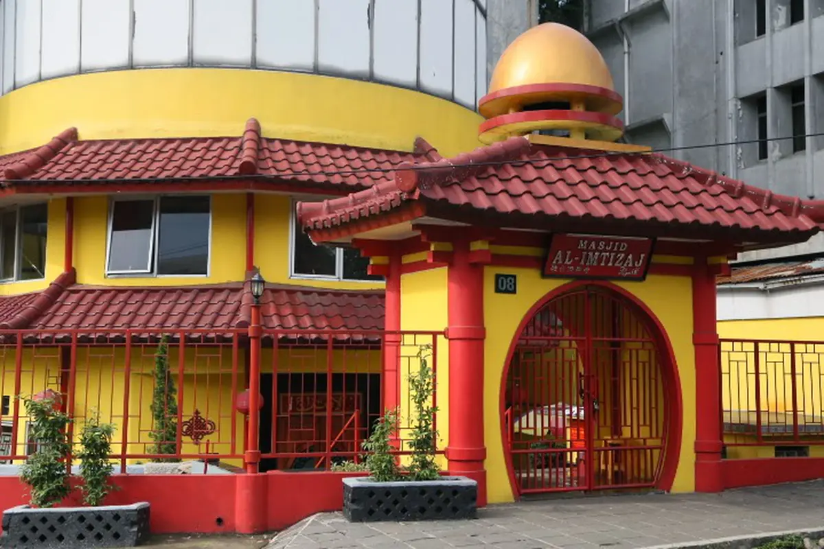 Berkunjung ke 3 Masjid Unik di Bandung