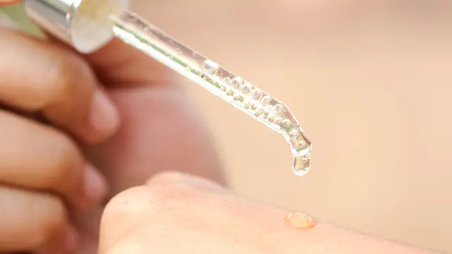 Berapa Lama Sih Cara Kerja Vitamin C untuk Merawat Kulit? Kupas Tuntas Lebih Jauh Yuk!