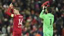 Kemenangan ini membuat Liverpool kukuh di puncak klasemen dengan 15 poin alias sempurna, sementara Porto di posisi kedua dengan lima poin. (AP/Jon Super)