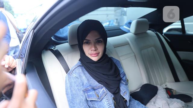 [Bintang] Nikita Mirzani