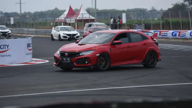 Honda Ajak Pemilik Civic Type R Jajal Sirkuit Jalan Raya di BSD (Ist)