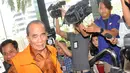 Annas Maamun yang berusia 74 tahun mengaku harus diperiksa meski dalam kondisi tak sehat, Jakarta, (8/10/14). (Liputan6.com/Miftahul Hayat)