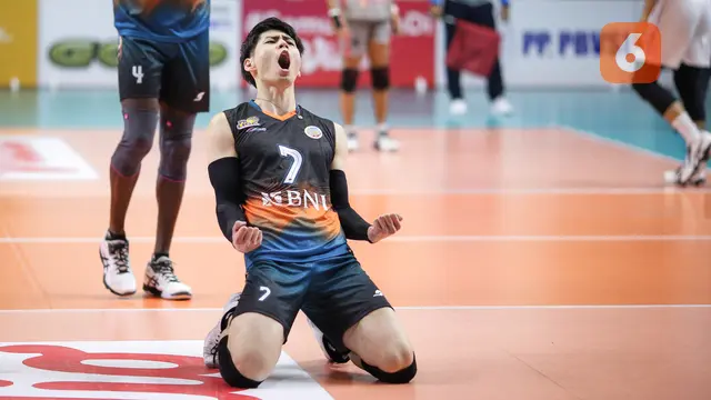 Foto: Diwarnai Protes, Jakarta BNI 46 Menangkan Laga Sengit Kontra Surabaya Bhayangkara Samator di Laga Lanjutan PLN Mobile Proliga 2022