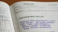 65 Catatan Wali Kelas Semester 1, Referensi Penilaian Sikap dan Akademik Siswa