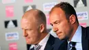 Newcastle United's interim manager Alan Shearer sits next to his assistant Iain Dowie during a press conference at St James' Park in Newcastle, northeast England, on April 2, 2009. AFP PHOTO/PAUL ELLIS 