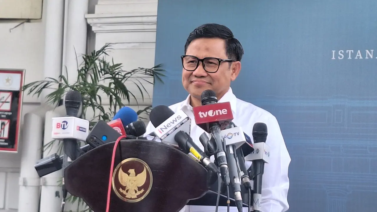 Menteri Koordinator (Menko) Bidang Pemberdayaan Masyarakat Muhaimin Iskandar saat ditemui di Kompleks Istana Kepresidenan Jakarta, Selasa (26/11/2024).