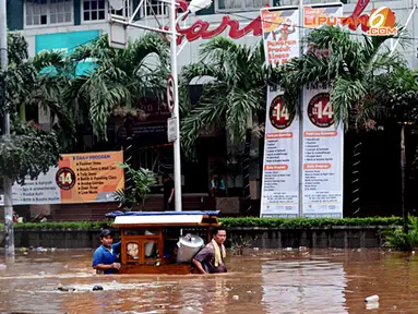 Kawasan Bisnis Sarinah Terendam Banjir