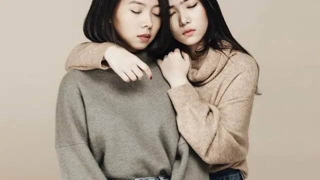 Gaya Fashion  Isyana Sarasvati Bersama sang Kakak, credit: @rarasekar