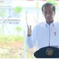 Presiden Joko Widodo (Jokowi) meresmikan pabrik pengolahan sawit menjadi biodiesel PT Jhonlin Agro Raya di kabupaten Tanah Bumbu provinsi Kalimantan Selatan.