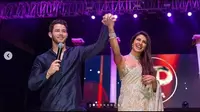 Priyanka Chopra dan Nick Jonas dalam upacara pre-wedding Sangeet (Instagram Priyanka Chopra)