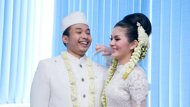 Intan RJ dan sang suami, Wahyu Indra Utama (Instagram/intanrj22 )