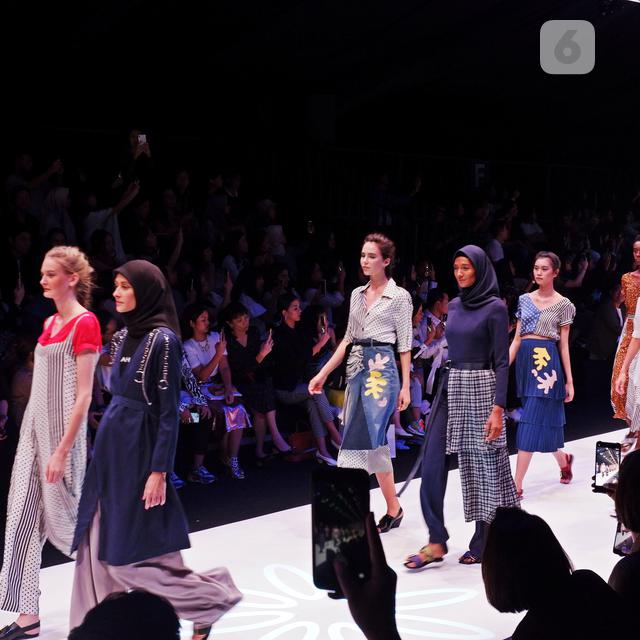 Gandeng 3 Brand Lokal Tinkerlust Hadirkan Koleksi Busana Daur Ulang Di Runway Jfw 2020 Lifestyle Liputan6 Com