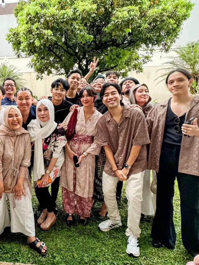 6 Potret Kebersamaan Sheila Dara dan Faishal Tanjung, Calon Ipar Nadin Amizah