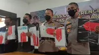 Polda Banten Ungkap Korupsi Dana CSR BUMN Untuk Karaoke Dan Hiburan. (Kamis, 04/11/2021). (Liputan6.com/Yandhi Deslatama).