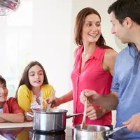 Bagi kamu yang nggak merayakan Jumat Agung dan nggak ke mana-mana di hari libur ini, yuk lakukan 3 hal ini di rumah.