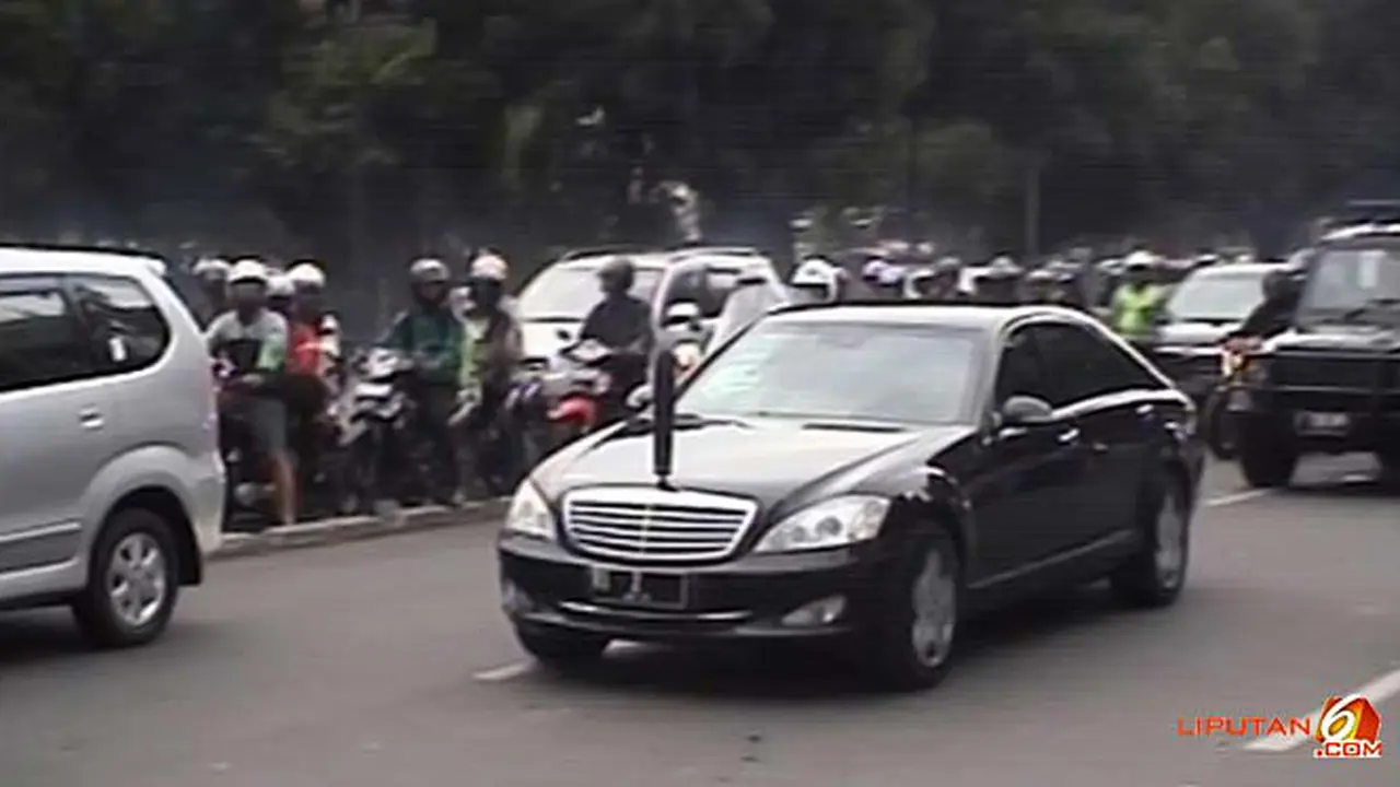 wapres-macet121122a.jpg