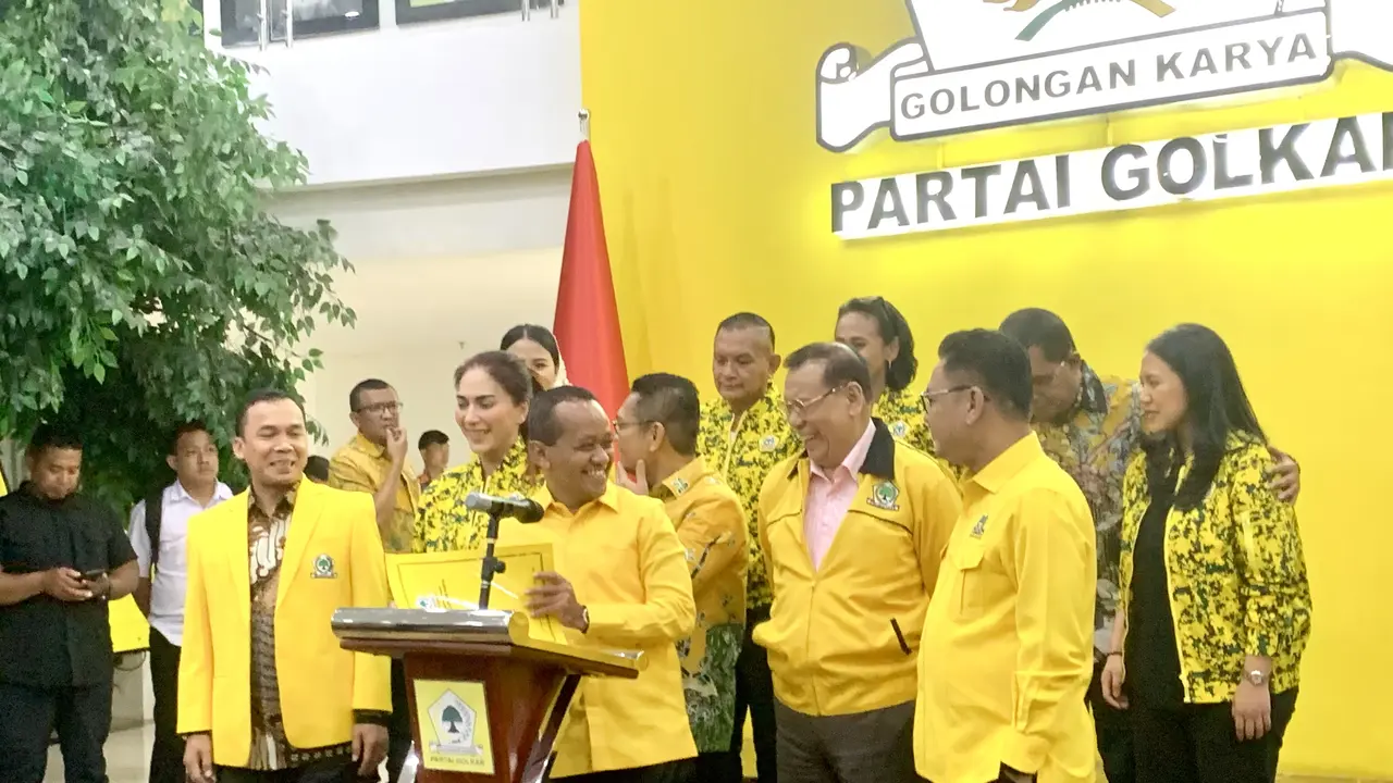 Bukan Jokowi, Bahlil Umumkan Agus Gumiwang Sebagai Ketua Dewan Pembina Golkar