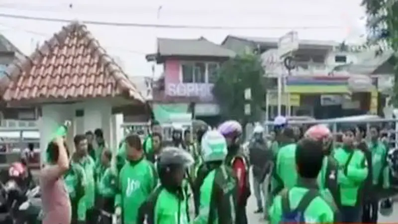 Bentrok Pengemudi Go-Jek hingga Komunitas Sepeda Tua