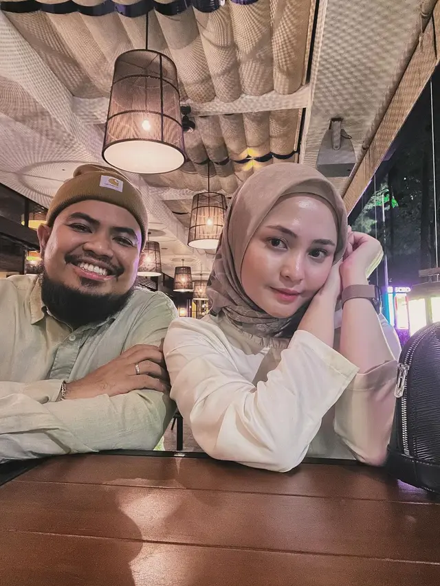 Potret Rigen bersama Indah Ningtyas (Sumber: Instagram/@indhningtys)