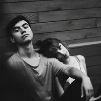 Saat ada masalah sama pacar, putus dan cari yang baru nggak selalu jadi solusi yang baik. (Foto: unsplash.com/Abdi Lopez)