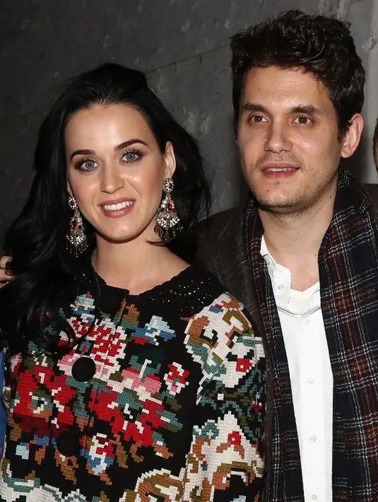“Aku sangat menyukai kalian (Katy Perry dan John Mayer). Lekas menikahlah dan memiliki anak, kalian sangat imut jika bersama,” tulis salah satu akun di Twitter. (AFP/Bintang.com)
