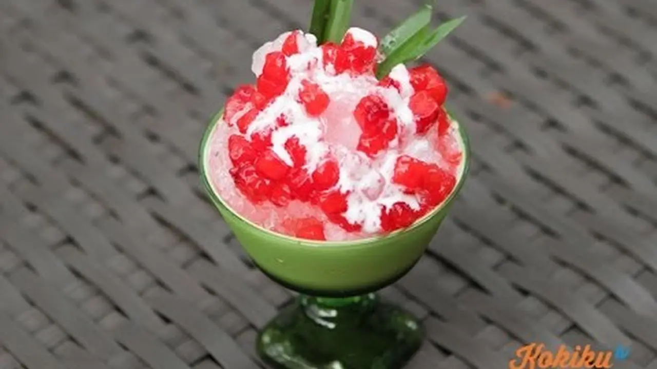 Es Merah Delima (Foto: Kokiku TV)