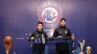 Dua rekrutan baru Arema FC, Renshi Yamaguchi dan Adilson Maringa. (Dok. Arema FC)