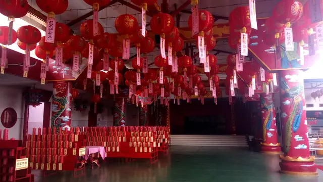 Wihara Dharma Loka, Garut, Jawa Barat.